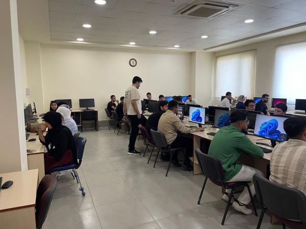Free IT Training for 12th Grade Students