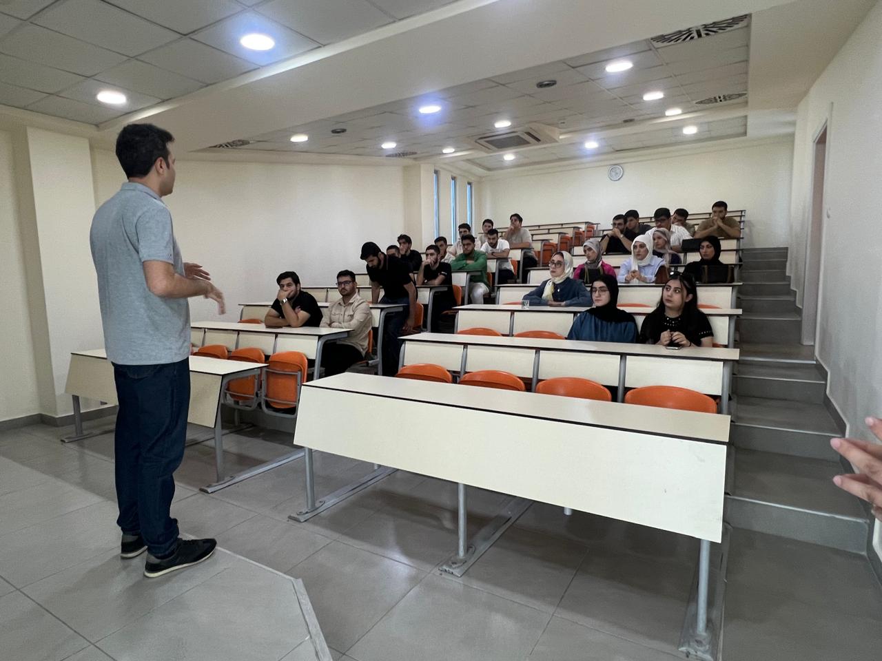 Free IT Training for 12th Grade Students