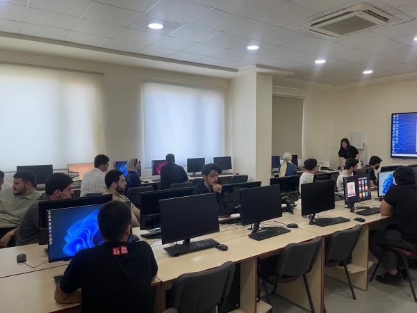 Free IT Training for 12th Grade Students