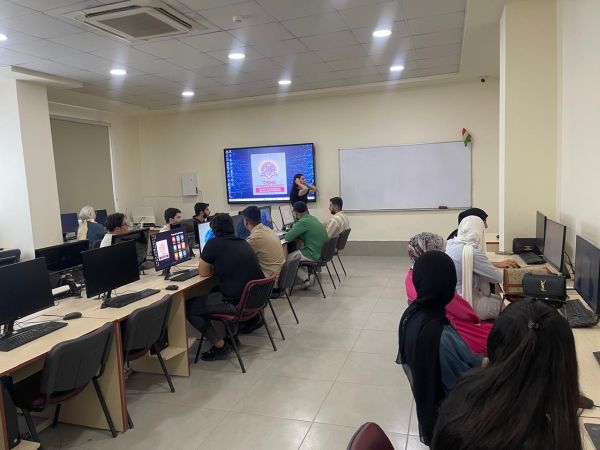 Free IT Training for 12th Grade Students