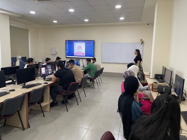 Free IT Training for 12th Grade Students